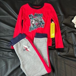New with tags set for boys